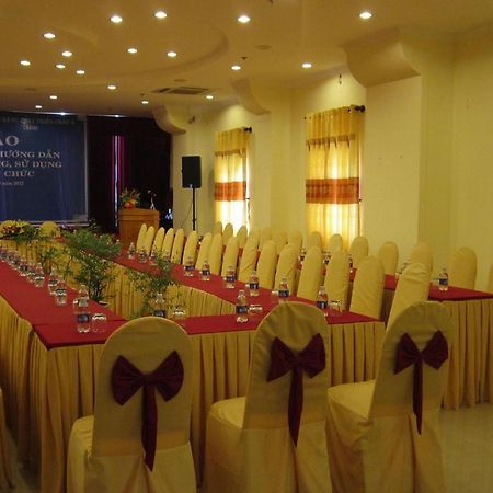Bien Vang Hotel Da Nang Bagian luar foto